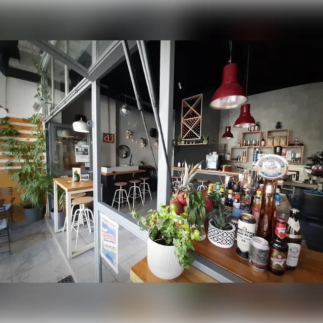 ZIGGY Cocktail Bar in Athens