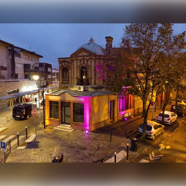 Manoir loft 92 in Paris